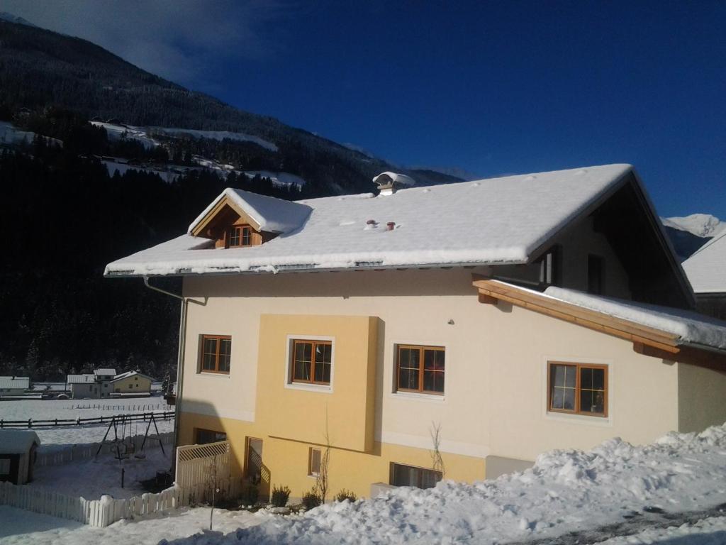 Appartment Lukasser Ainet エクステリア 写真